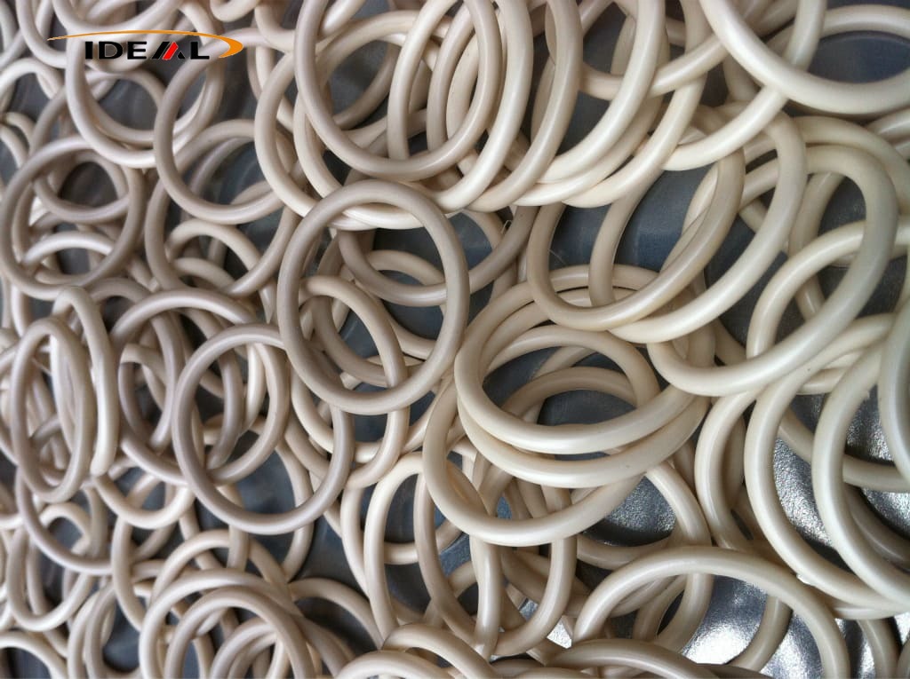 PEEK rings